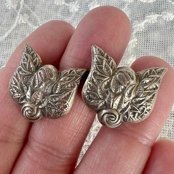 Vintage Antique Art Nouveau Unique Eagle Earrings Screw Back - Picture 3 of 8
